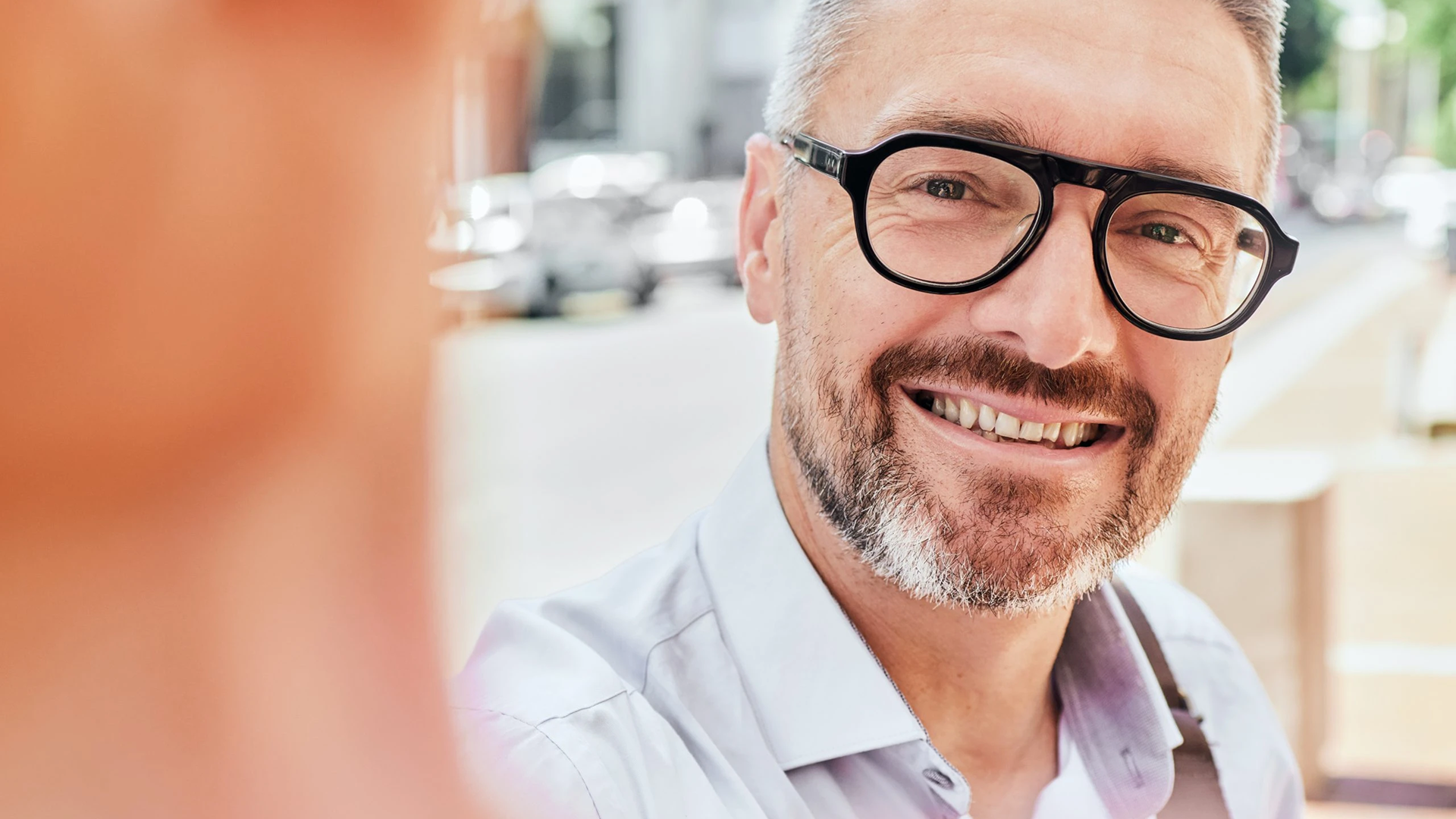 mature-business-man-selfie-and-city-with-smile-p-2025-04-06-00-29-33-utc-scaled 1